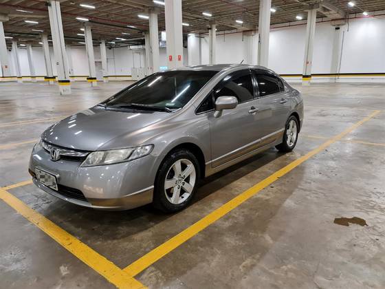 HONDA CIVIC 1.8 LXS 16V FLEX 4P MANUAL
